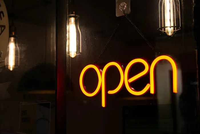 How much research output is really open, and how can we tell?
